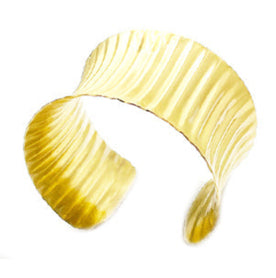 CORRUGATED GOLD ANTICLASTIC CUFF