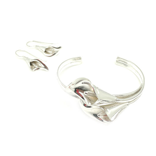Silver Calla Lily Cuff Bracelet & Earring option.