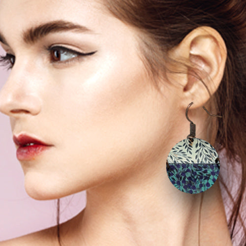 DANGLE CIRCLE DROWNING EARRINGS