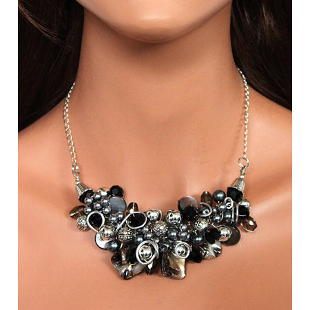 Black Silver Design - Nurit Niskala
