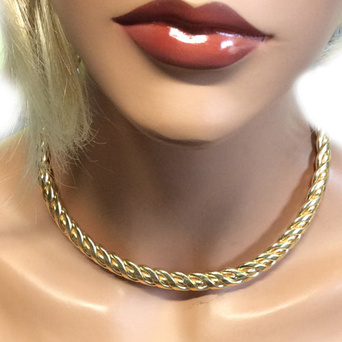 Twisted MATTE GOLD CHOKER